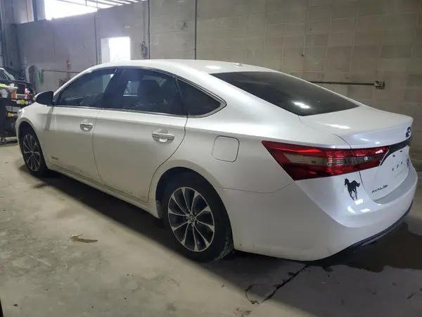 4T1BD1EB0GU052532 2016 TOYOTA AVALON - Image 2