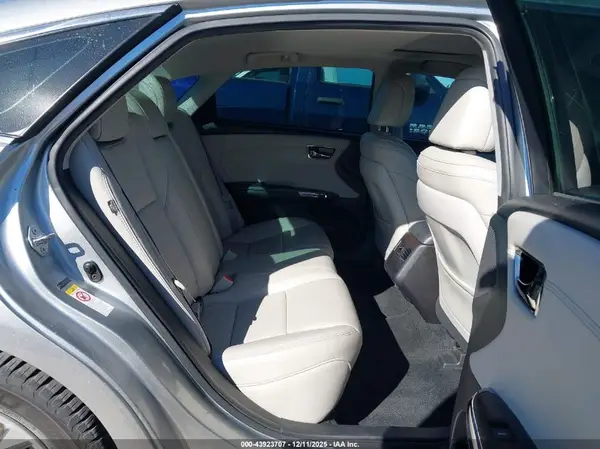 4T1BD1EB0HU058753 2017 TOYOTA AVALON - Image 8