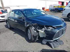 4T1BD1EB0JU059665 2018 TOYOTA AVALON