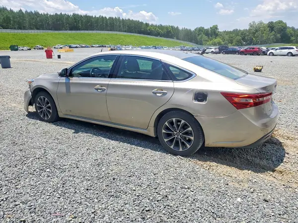 4T1BD1EB0JU060251 2018 TOYOTA AVALON - Image 2