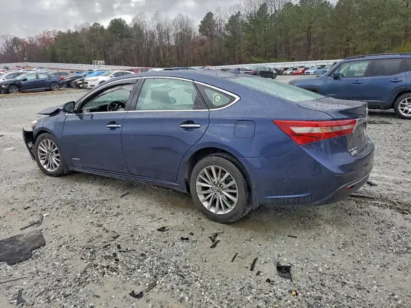 4T1BD1EB0JU060430 2018 TOYOTA AVALON - Image 2