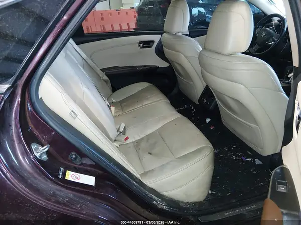 4T1BD1EB0JU061755 2018 TOYOTA AVALON - Image 8
