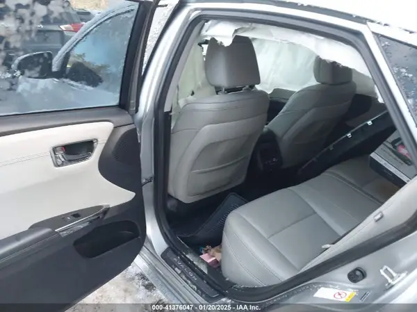 4T1BD1EB0JU063330 2018 TOYOTA AVALON - Image 8