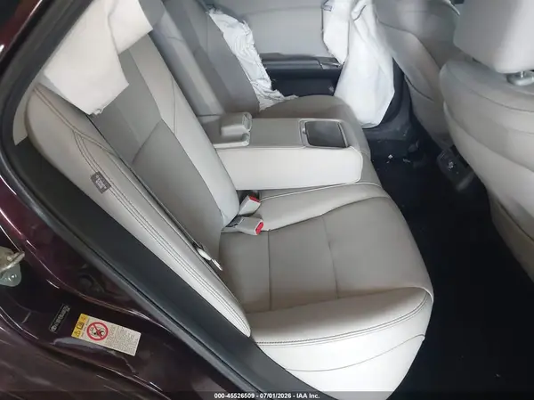 4T1BD1EB0JU063764 2018 TOYOTA AVALON - Image 8
