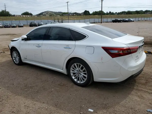 4T1BD1EB0JU063845 2018 TOYOTA AVALON - Image 2
