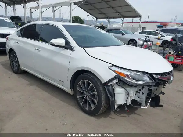 4T1BD1EB1GU055102 2016 TOYOTA AVALON - Image 1