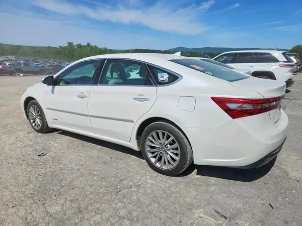 4T1BD1EB1HU058454 2017 TOYOTA AVALON - Image 2