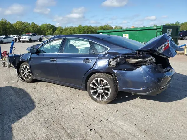 4T1BD1EB1JU060825 2018 TOYOTA AVALON - Image 2