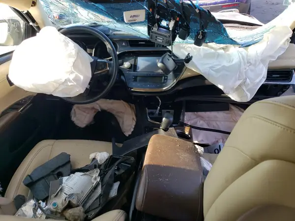 4T1BD1EB1JU061375 2018 TOYOTA AVALON - Image 8