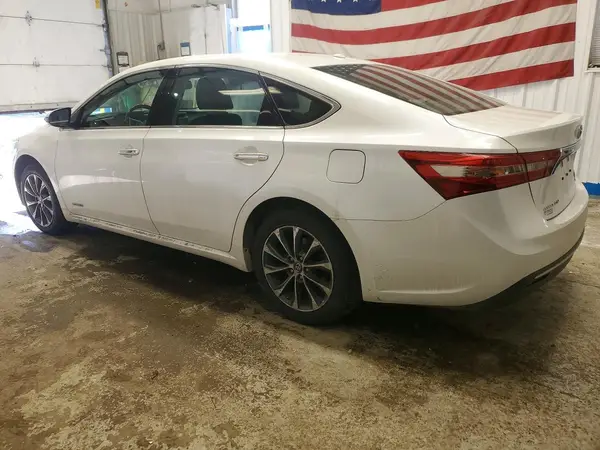 4T1BD1EB2GU053245 2016 TOYOTA AVALON - Image 2