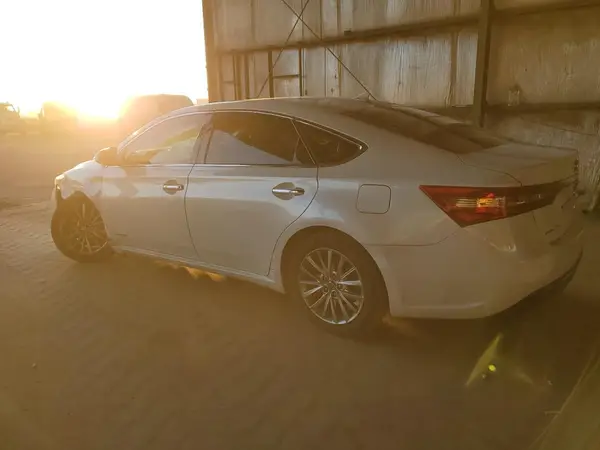 4T1BD1EB2HU059290 2017 TOYOTA AVALON - Image 2