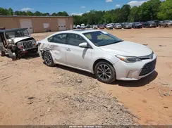4T1BD1EB2JU060722 2018 TOYOTA AVALON