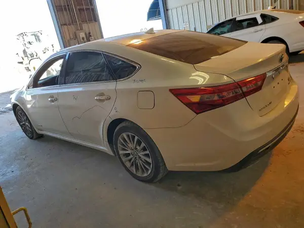4T1BD1EB3GU052704 2016 TOYOTA AVALON - Image 2