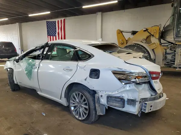 4T1BD1EB3GU054985 2016 TOYOTA AVALON - Image 2