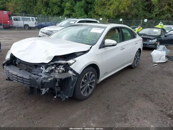 4T1BD1EB3GU056316 2016 TOYOTA AVALON - Image 2