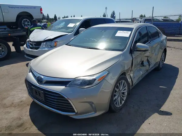 4T1BD1EB3JU063466 2018 TOYOTA AVALON - Image 2