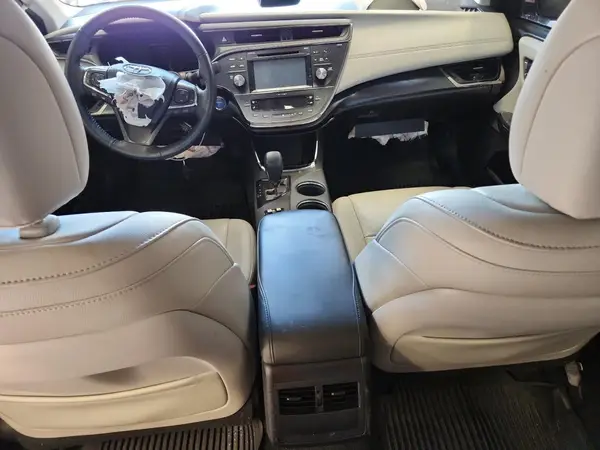 4T1BD1EB3JU064004 2018 TOYOTA AVALON - Image 8