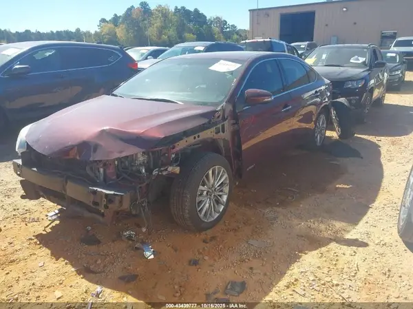 4T1BD1EB4GU051237 2016 TOYOTA AVALON - Image 2
