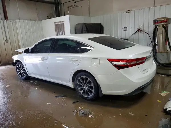 4T1BD1EB4GU051707 2016 TOYOTA AVALON - Image 2