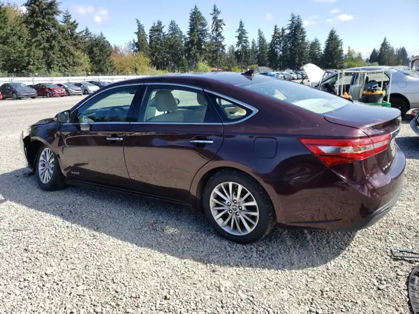 4T1BD1EB4JU060088 2018 TOYOTA AVALON - Image 2