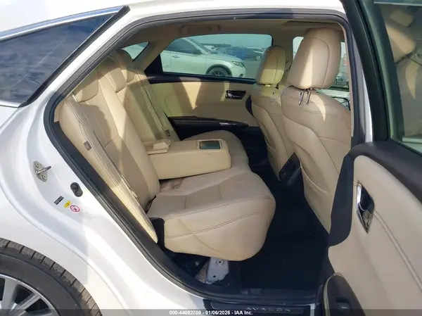 4T1BD1EB5GU049867 2016 TOYOTA AVALON - Image 8