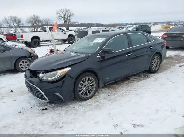 4T1BD1EB5GU051439 2016 TOYOTA AVALON - Image 2