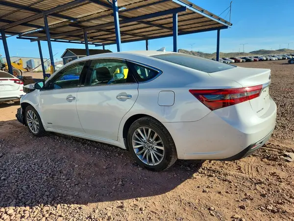 4T1BD1EB5GU051845 2016 TOYOTA AVALON - Image 2