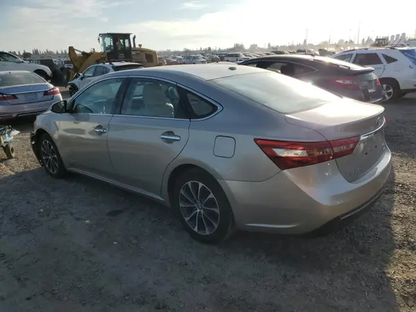 4T1BD1EB5GU053983 2016 TOYOTA AVALON - Image 2