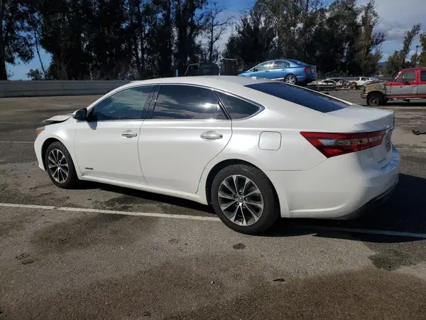 4T1BD1EB5GU055801 2016 TOYOTA AVALON - Image 2