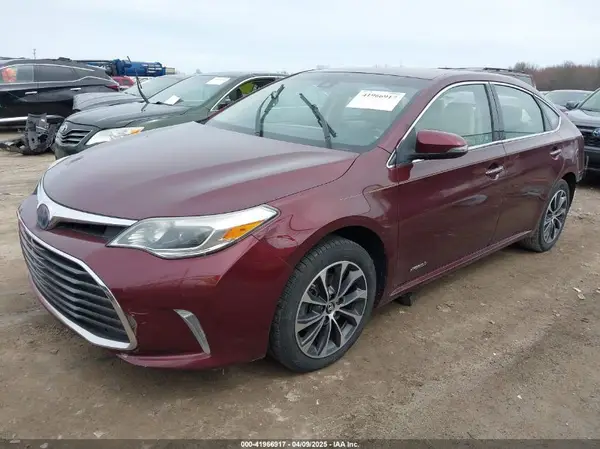 4T1BD1EB5HU057758 2017 TOYOTA AVALON - Image 2