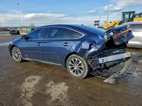4T1BD1EB5JU061119 2018 TOYOTA AVALON - Image 2