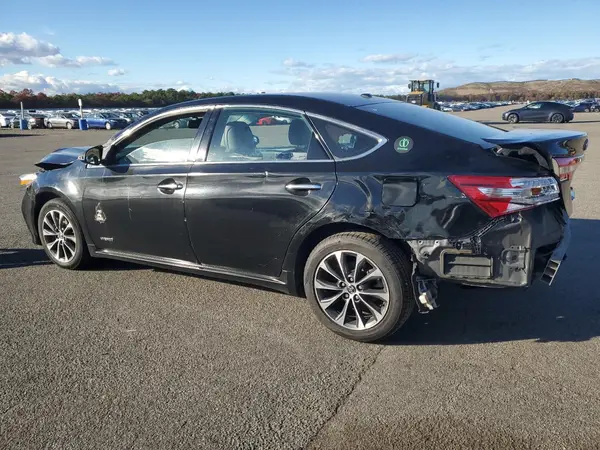 4T1BD1EB6GU048582 2016 TOYOTA AVALON - Image 2