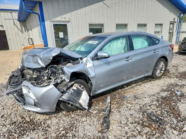 4T1BD1EB6GU050980 2016 TOYOTA AVALON - Image 1