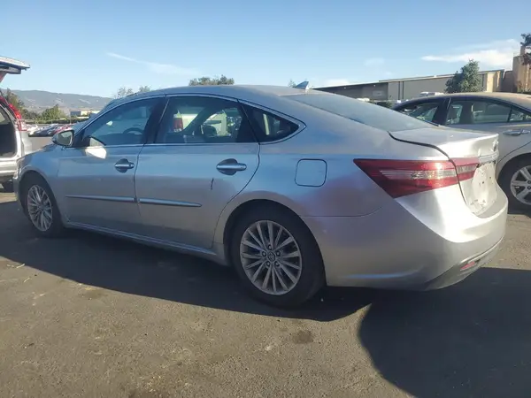 4T1BD1EB6GU051479 2016 TOYOTA AVALON - Image 2