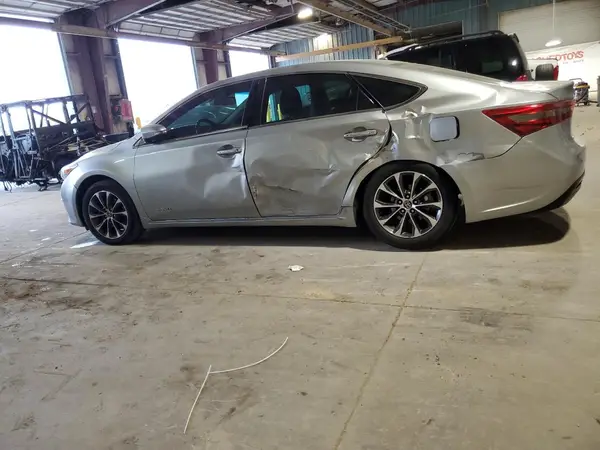 4T1BD1EB6GU052275 2016 TOYOTA AVALON - Image 2
