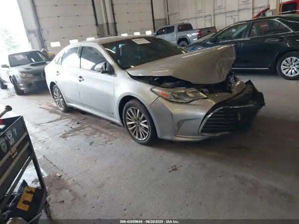 4T1BD1EB6HU058952 2017 TOYOTA AVALON - Image 1