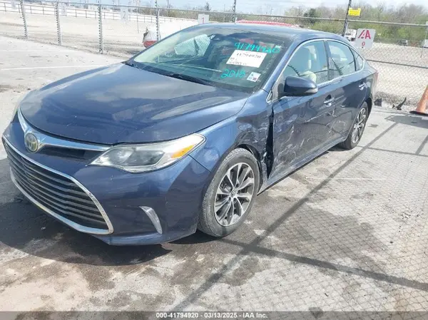 4T1BD1EB6JU059993 2018 TOYOTA AVALON - Image 2