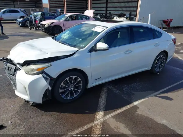 4T1BD1EB7GU048221 2016 TOYOTA AVALON - Image 2
