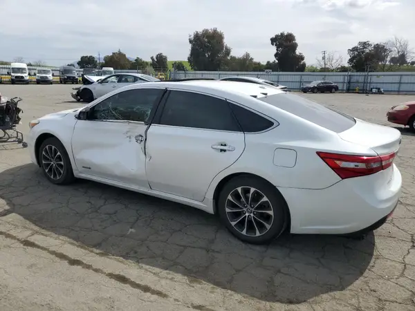 4T1BD1EB7GU049658 2016 TOYOTA AVALON - Image 2