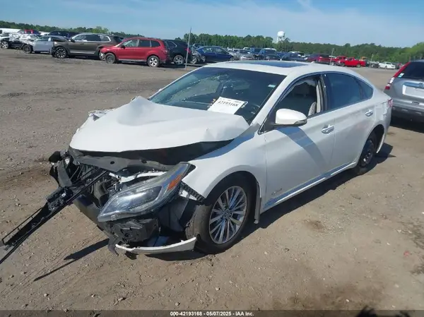 4T1BD1EB7HU057728 2017 TOYOTA AVALON - Image 2