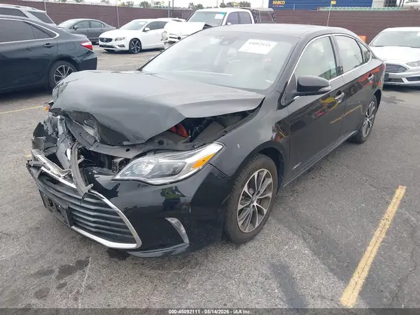 4T1BD1EB7HU059236 2017 TOYOTA AVALON - Image 2