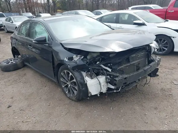 4T1BD1EB7JU061428 2018 TOYOTA AVALON - Image 1