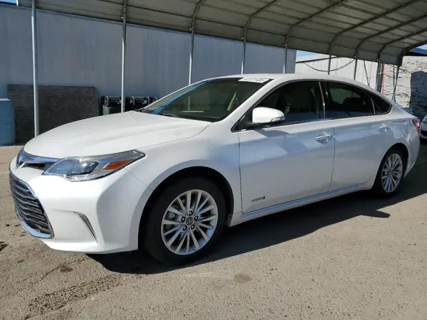4T1BD1EB7JU064622 2018 TOYOTA AVALON - Image 1