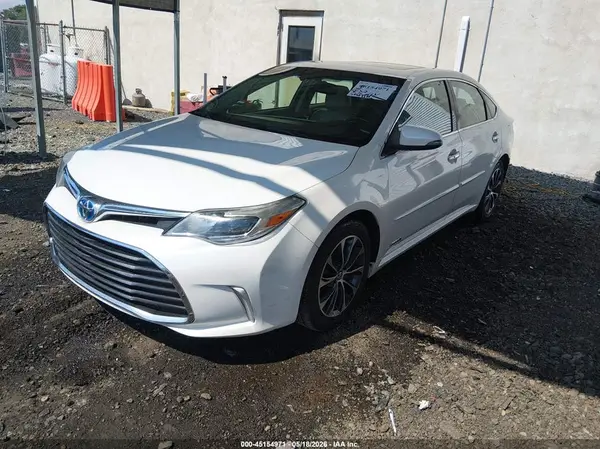 4T1BD1EB8GU050284 2016 TOYOTA AVALON - Image 2