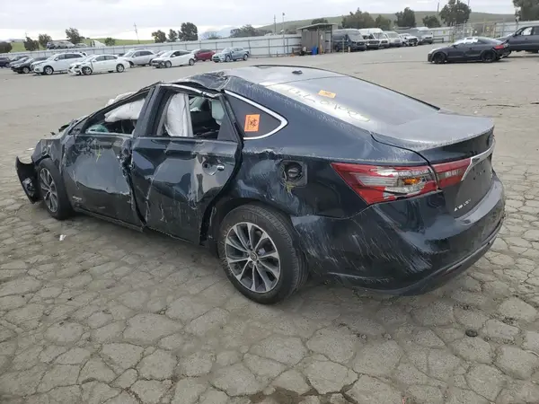 4T1BD1EB8GU051063 2016 TOYOTA AVALON - Image 2