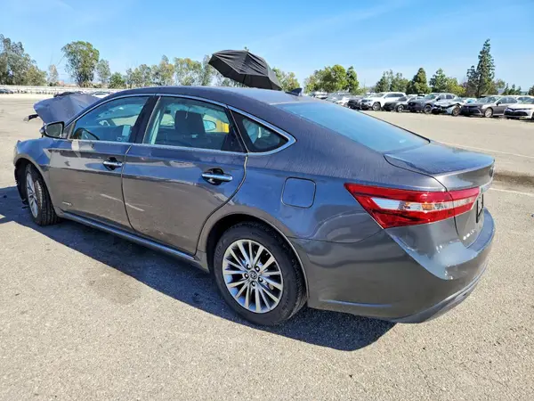 4T1BD1EB8GU053623 2016 TOYOTA AVALON - Image 2