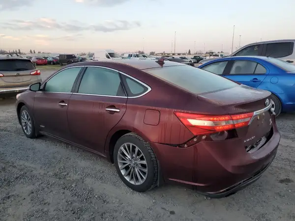 4T1BD1EB8GU055789 2016 TOYOTA AVALON - Image 2