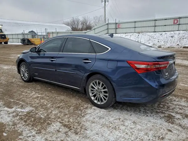 4T1BD1EB8JU059686 2018 TOYOTA AVALON - Image 2
