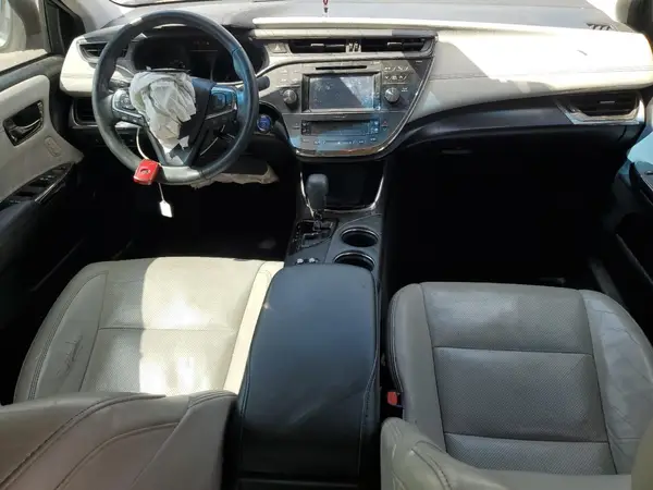 4T1BD1EB8JU059915 2018 TOYOTA AVALON - Image 8