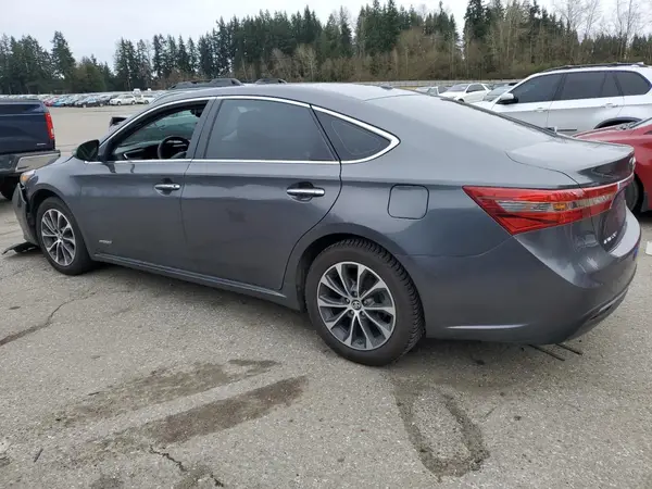 4T1BD1EB8JU061387 2018 TOYOTA AVALON - Image 2